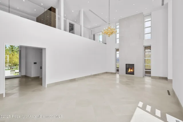 $57,500,000 | 401 Eagle Park Drive, Aspen, CO 81611