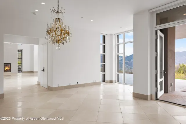 $57,500,000 | 401 Eagle Park Drive, Aspen, CO 81611