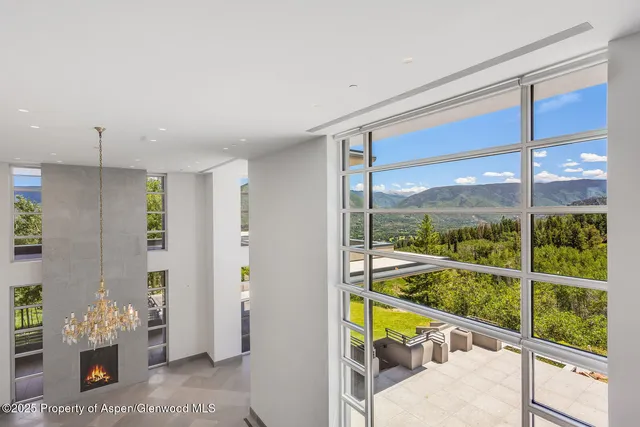 $57,500,000 | 401 Eagle Park Drive, Aspen, CO 81611