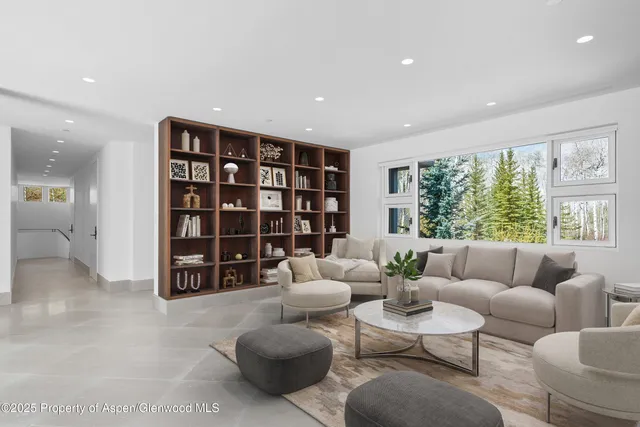 $57,500,000 | 401 Eagle Park Drive, Aspen, CO 81611