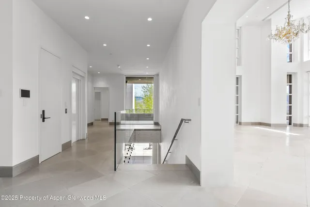 $57,500,000 | 401 Eagle Park Drive, Aspen, CO 81611