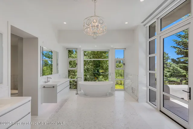 $57,500,000 | 401 Eagle Park Drive, Aspen, CO 81611