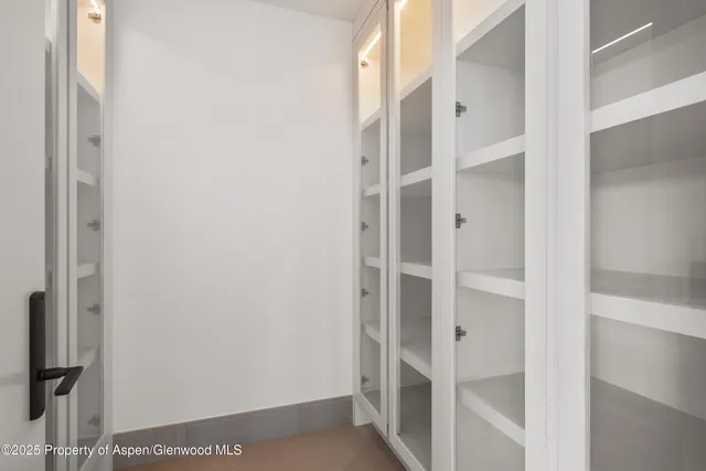 $57,500,000 | 401 Eagle Park Drive, Aspen, CO 81611