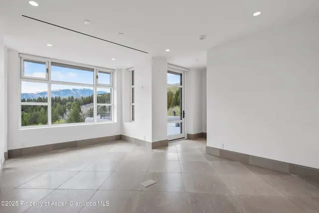 $57,500,000 | 401 Eagle Park Drive, Aspen, CO 81611