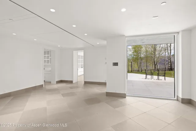 $57,500,000 | 401 Eagle Park Drive, Aspen, CO 81611