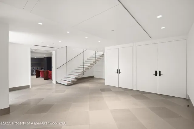 $57,500,000 | 401 Eagle Park Drive, Aspen, CO 81611