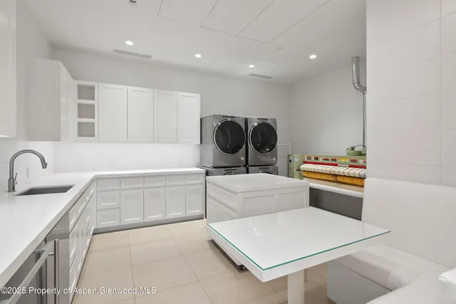 $57,500,000 | 401 Eagle Park Drive, Aspen, CO 81611