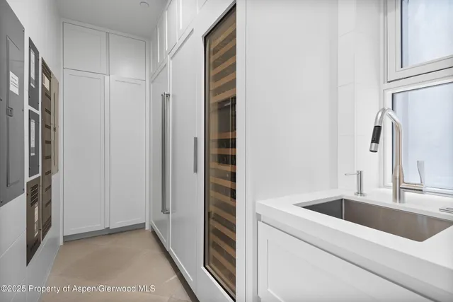 $57,500,000 | 401 Eagle Park Drive, Aspen, CO 81611