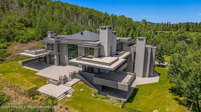 $57,500,000 | 401 Eagle Park Drive, Aspen, CO 81611