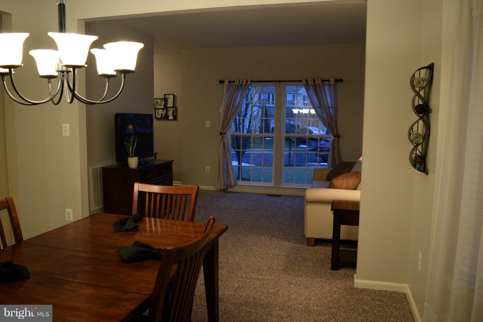 7 Robins Court Ridgely, MD 21660 - Photo 11 of 28 Family Room
