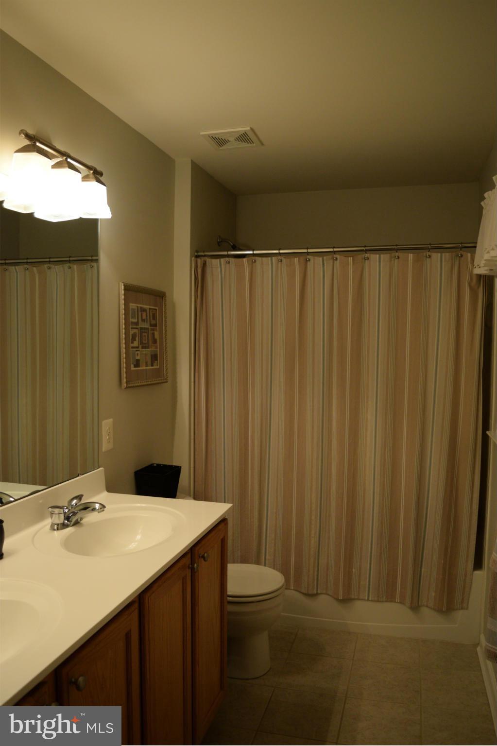 7 Robins Court Ridgely, MD 21660 - Photo 18 of 28 Bath (Master)