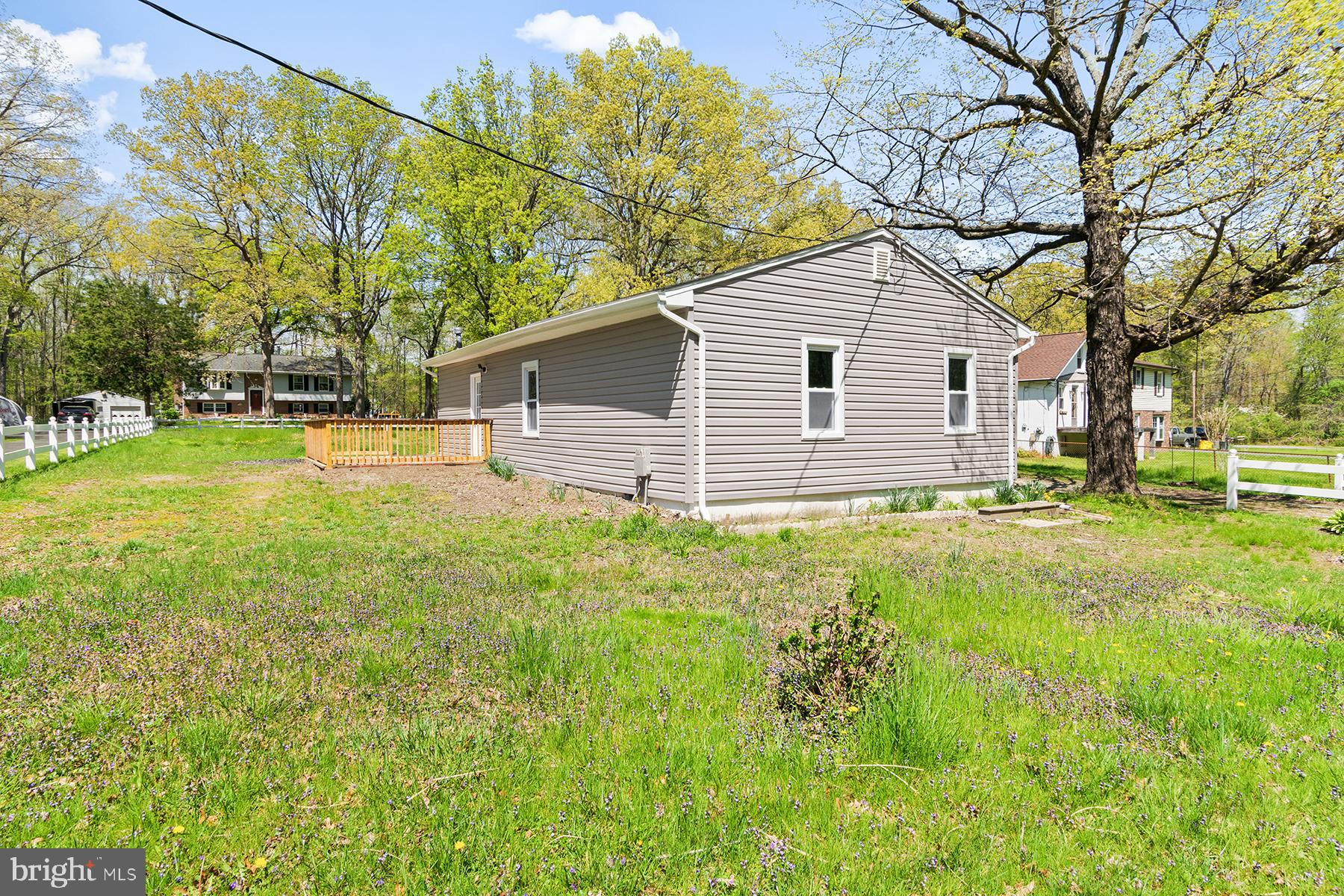 2008 Holly Neck Road Baltimore, MD 21221 - Photo 22 of 23 EXTERIOR SIDE