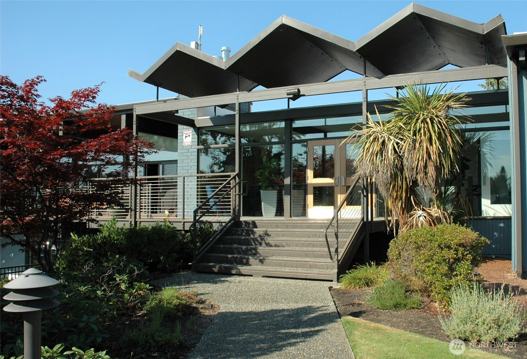 3255 South 181st Street, Unit 97 SeaTac, WA 98188 - Photo 14 of 23 a view of outdoor space yard and porch