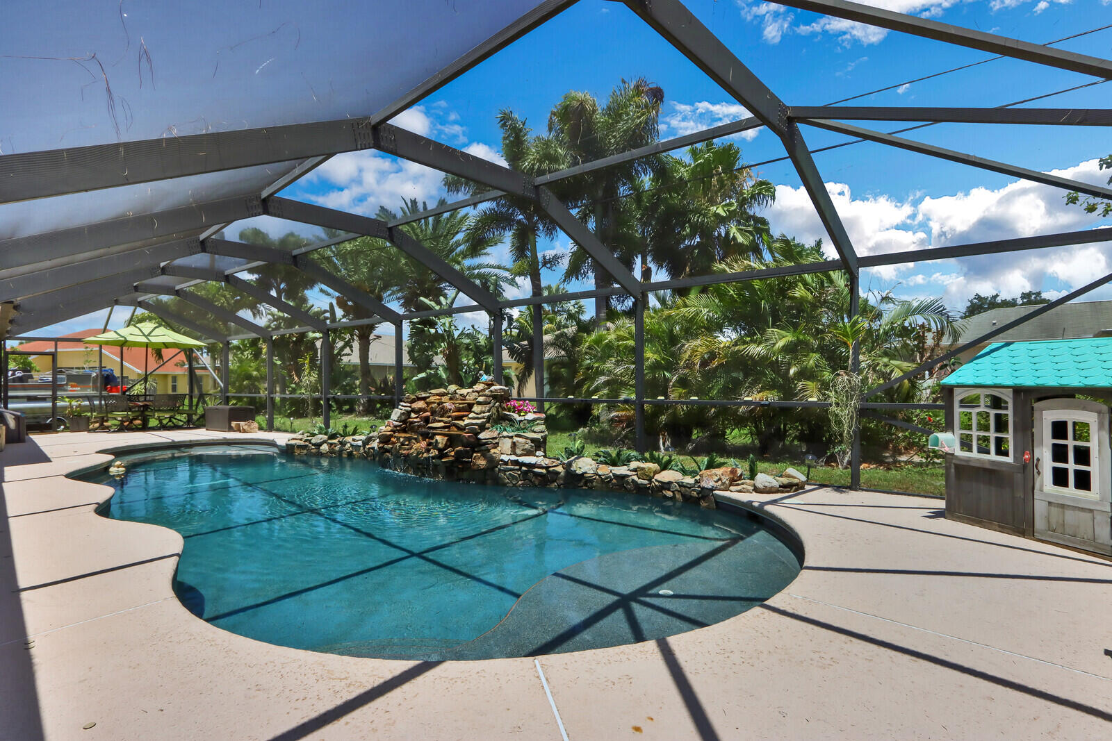 333 Southwest Covington Road Port St. Lucie, FL 34953 - Photo 36 of 40 Covered Pool