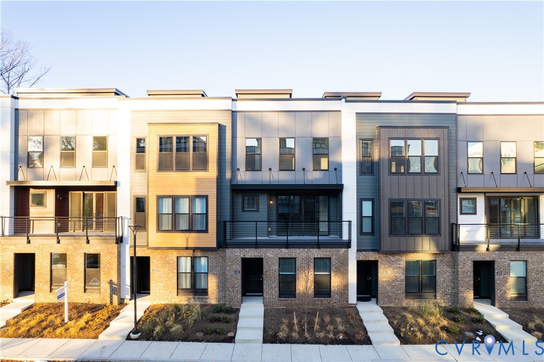 4368 Dominion Forest Circle Glen Allen, VA 23060 - Photo 36 of 36 a view of a large building