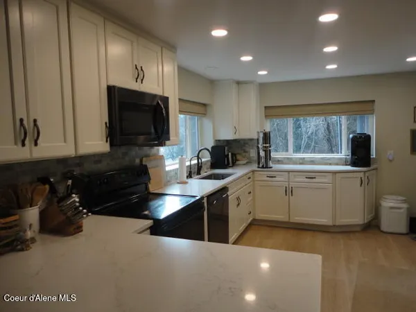 $659,000 | 1034 St Joe River Road, St. Maries, ID 83861