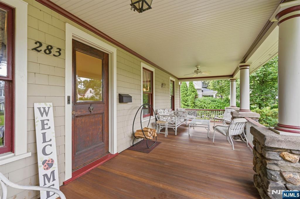 283 Highwood Avenue Ridgewood, NJ 07450 - Photo 4 of 48