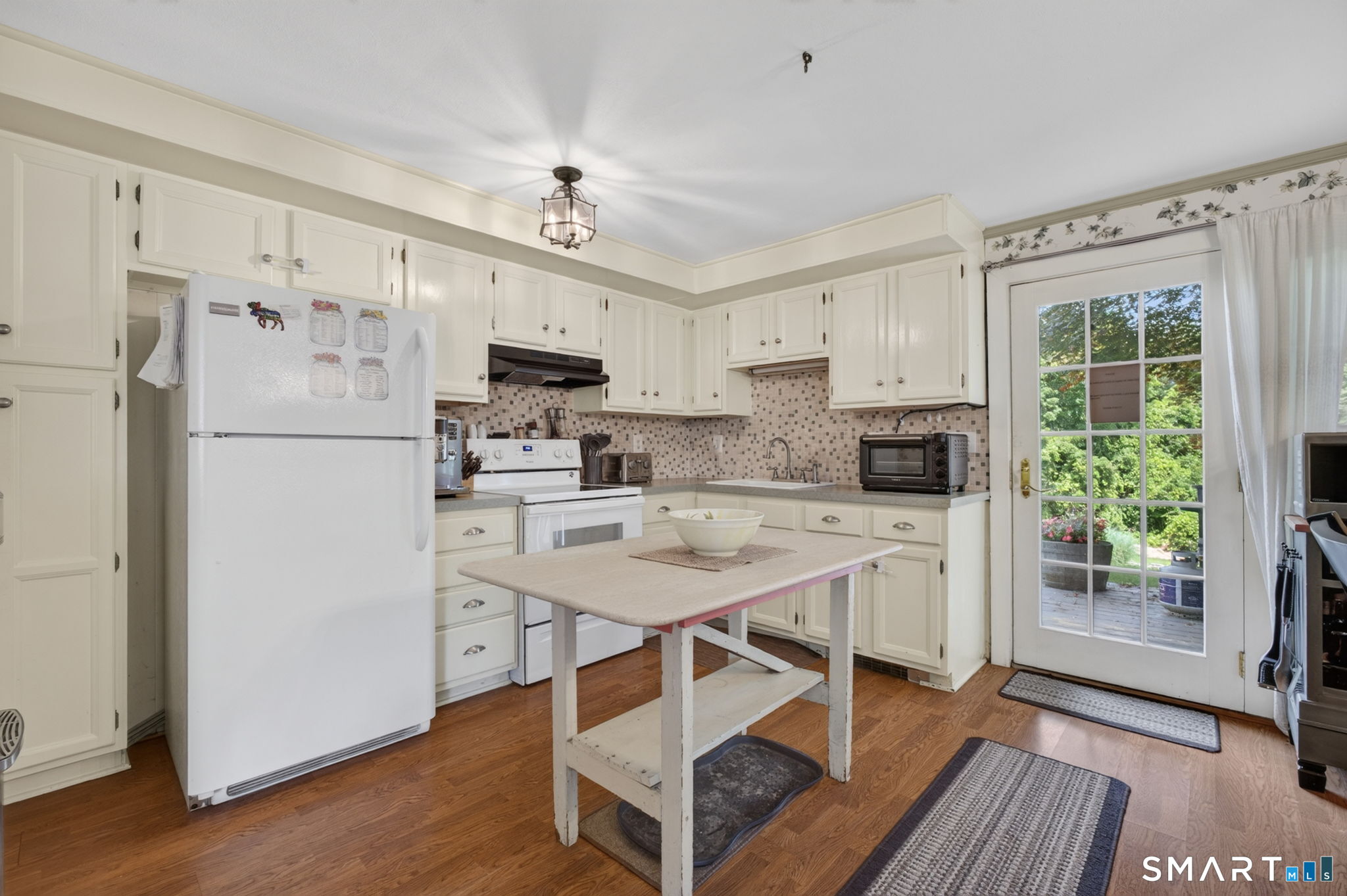 14 Whippoorwill Hill Road Newtown, CT 06470 - Photo 30 of 40