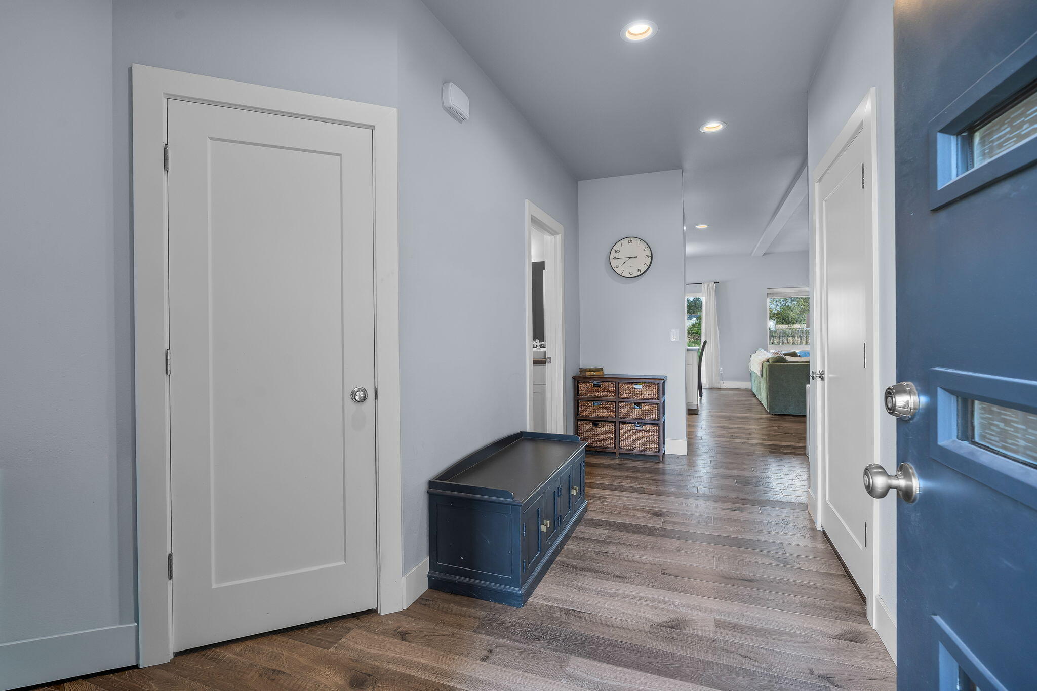 1726 Southwest 27th Street Redmond, OR 97756 - Photo 3 of 31 2026_04_09_1726_SW_27th_St_rdm-21