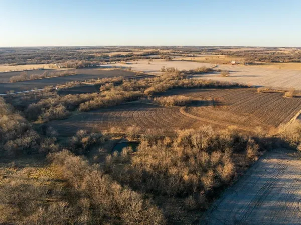 $220,000 | 231 Northeast Ne Road, Leeton, MO 64761