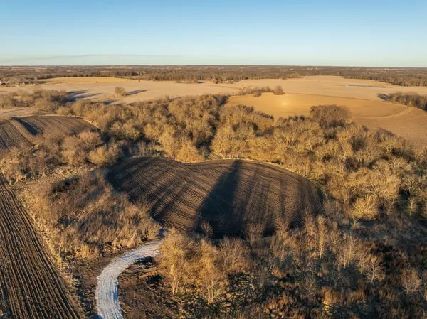 $220,000 | 231 Northeast Ne Road, Leeton, MO 64761