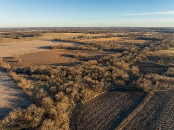 $220,000 | 231 Northeast Ne Road, Leeton, MO 64761