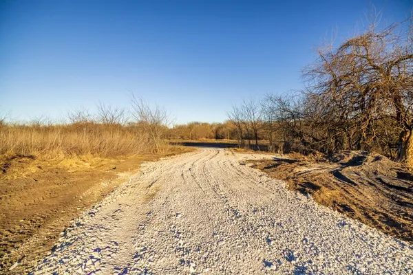$220,000 | 231 Northeast Ne Road, Leeton, MO 64761