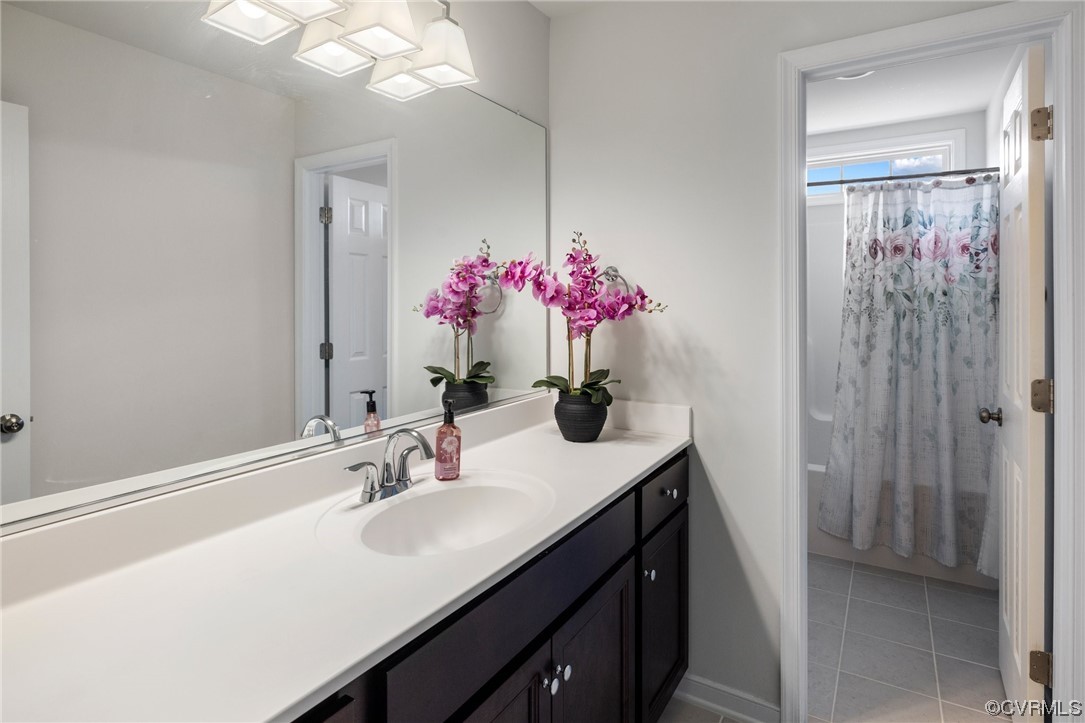 3825 Bircham Loop Midlothian, VA 23113 - Photo 32 of 38 Upstairs bathroom with door separating vanities fr