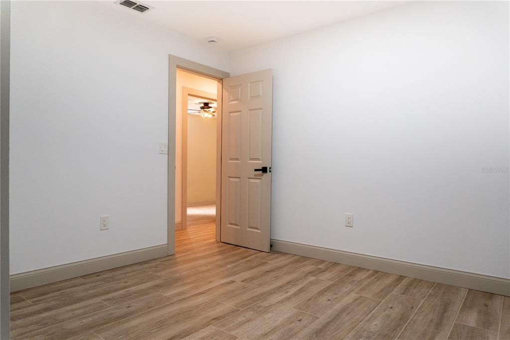 803 44th Avenue East Ellenton, FL 34222 - Photo 4 of 39