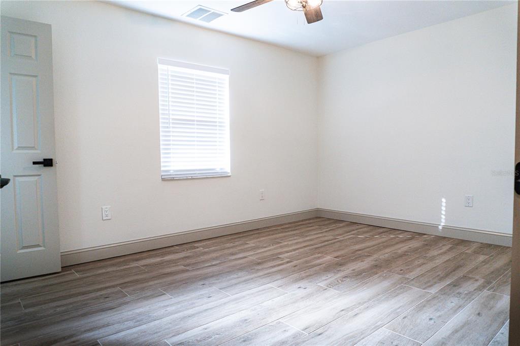 803 44th Avenue East Ellenton, FL 34222 - Photo 6 of 39