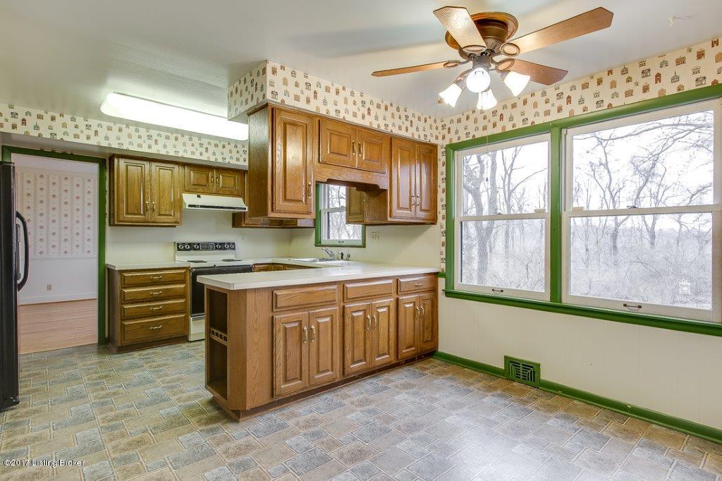 6404 Watch Hill Road Louisville, KY 40228 - Photo 8 of 23 Large eat-in kitchen