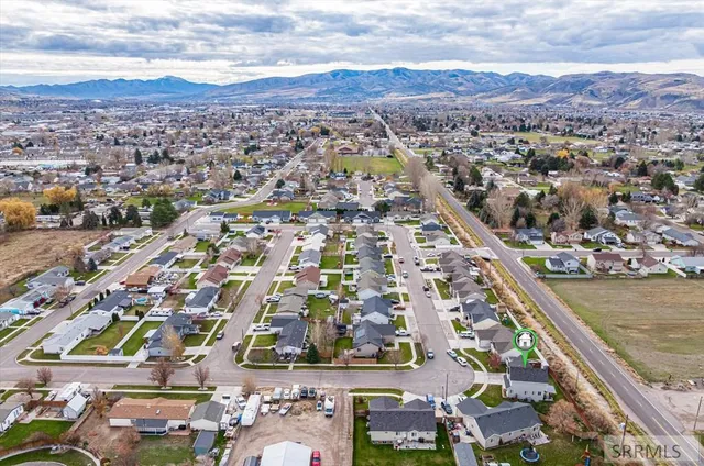 $379,900 | 5555 Calen Lane, Pocatello, ID 83202