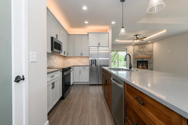 $529,900 | 7030 Stonewood Lane, Lannon, WI 53046