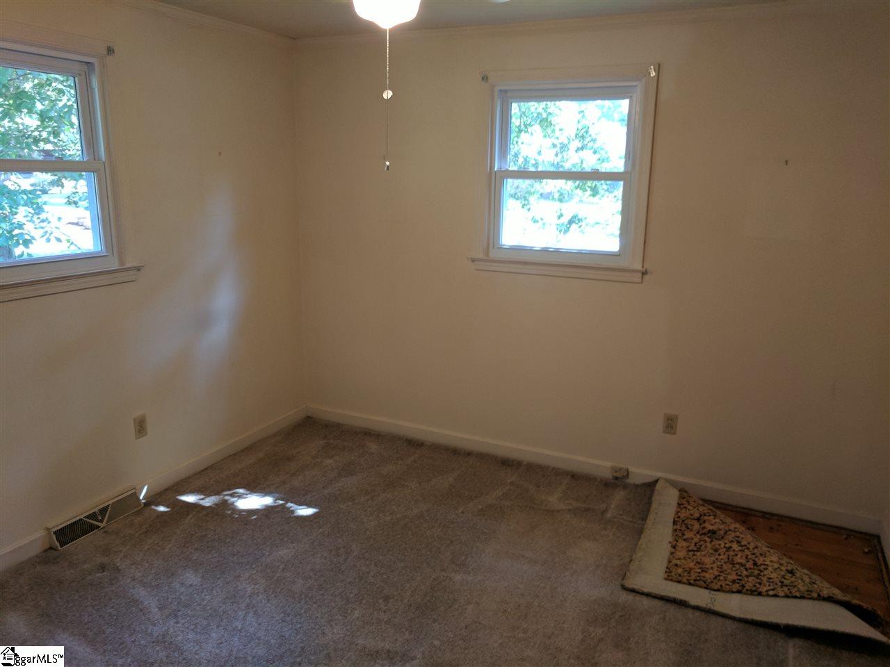 318 Vine Hill Road Greenville, SC 29607 - Photo 14 of 22