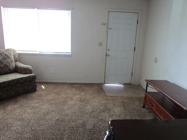 $1,000 | 714 Deahl Street, Borger, TX 79007