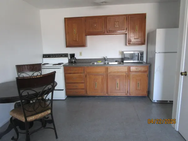 $900 | 714 Deahl Street, Borger, TX 79007