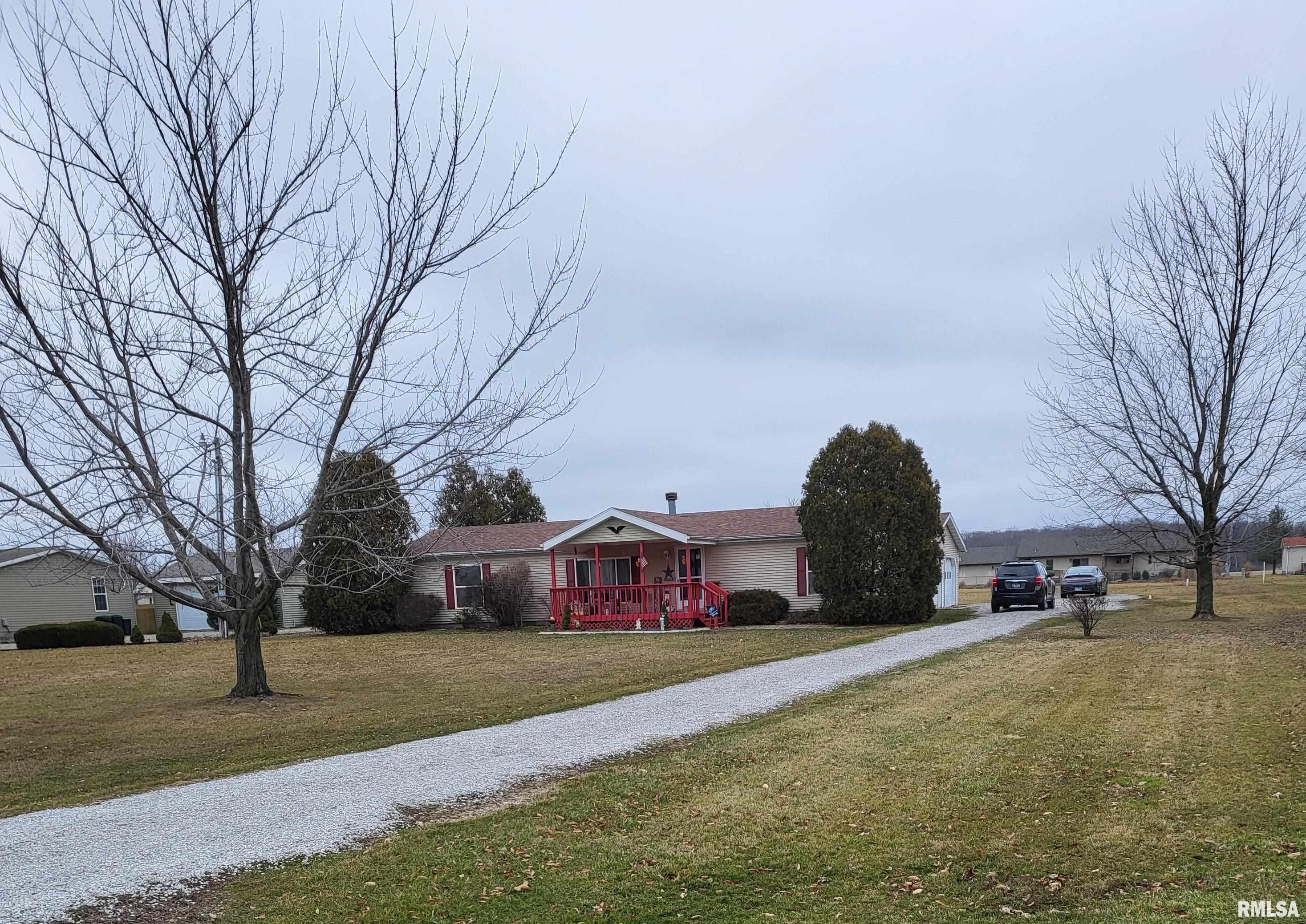 14928 North Park Road Effingham, IL 62401 - Photo 7 of 8 Gallery Image 7