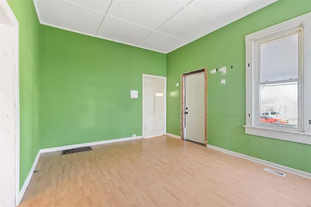 $84,900 | 104 North 4th Street, De Soto, MO 63020