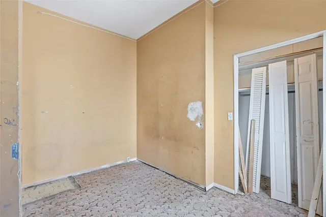 $84,900 | 104 North 4th Street, De Soto, MO 63020