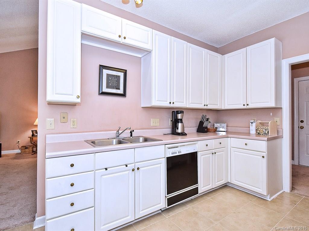 8132 Stevens Mill Road Matthews, NC 28104 - Photo 9 of 24 Gallery Image 9