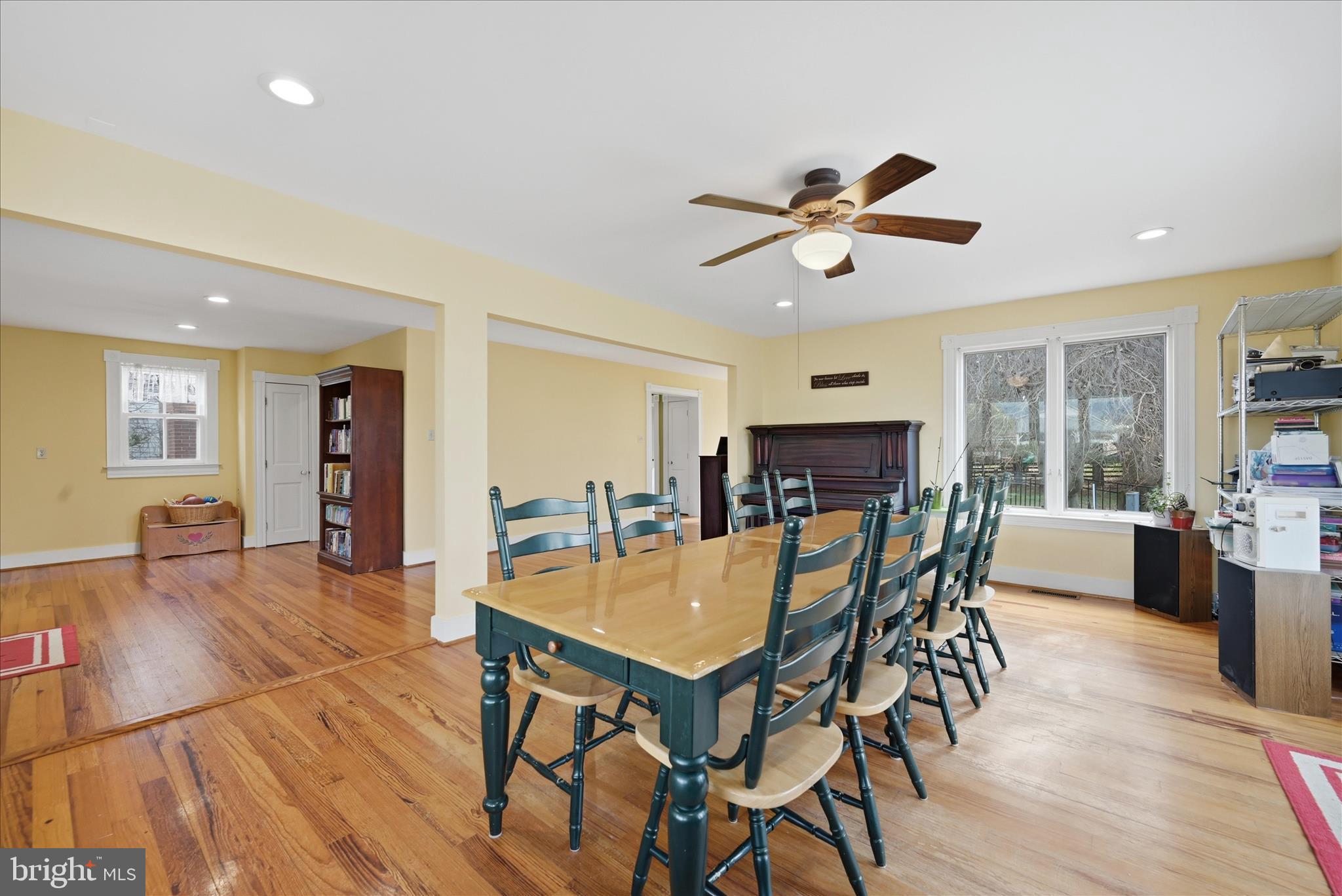 171 Laurel Grove Road Winchester, VA 22602 - Photo 24 of 83 a dining room with furniture and window