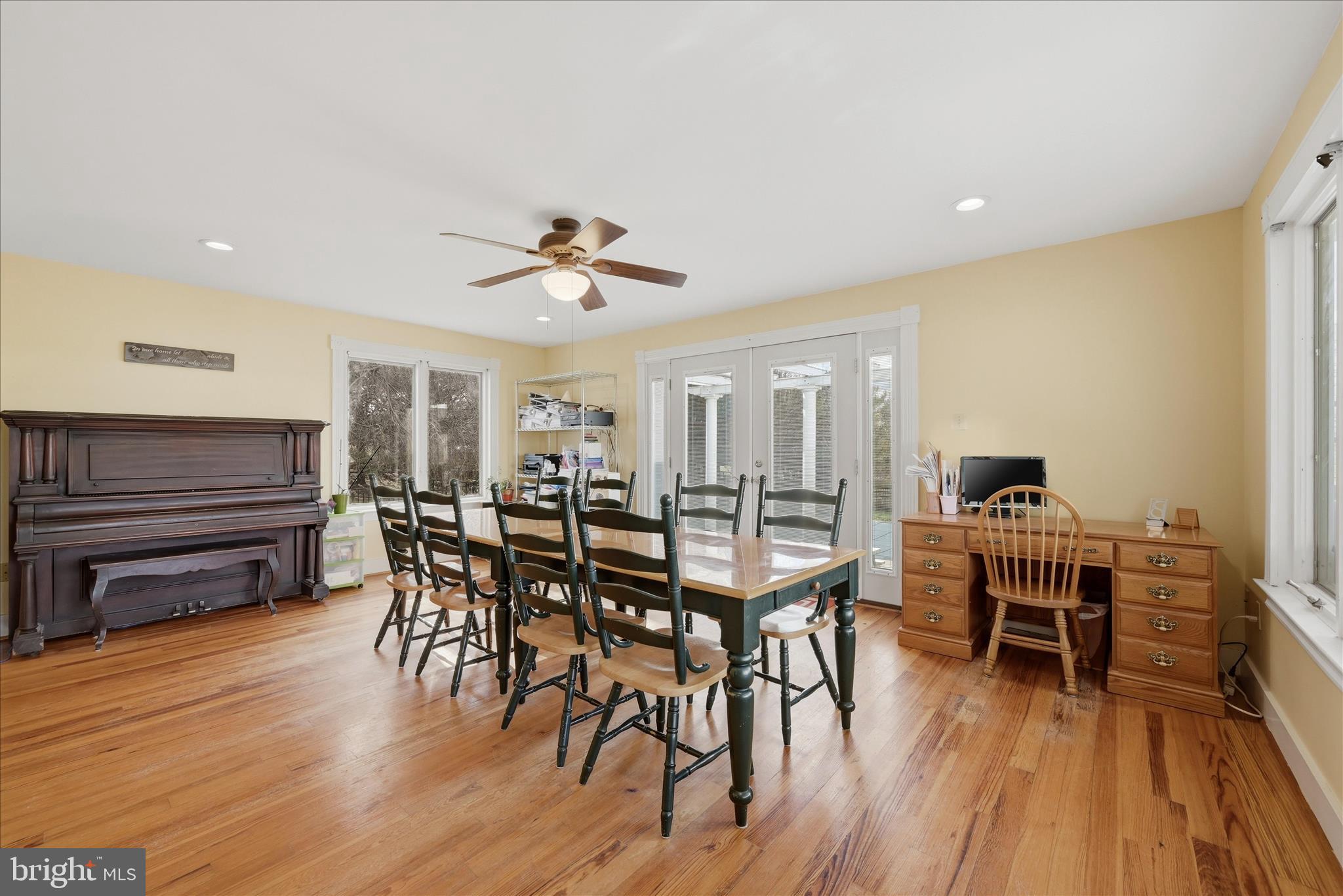 171 Laurel Grove Road Winchester, VA 22602 - Photo 26 of 83 a view of a dining room with furniture and wooden floor