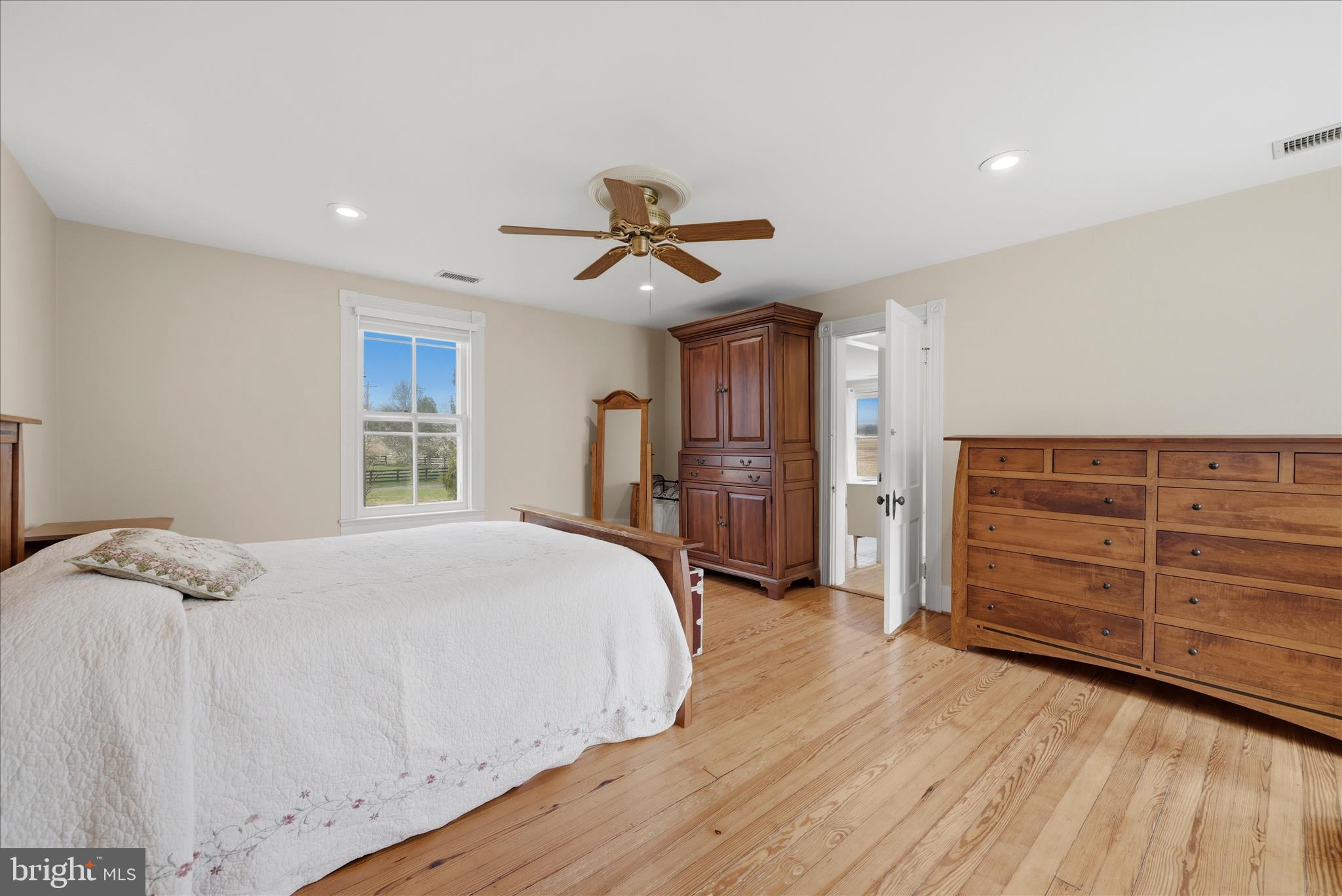 171 Laurel Grove Road Winchester, VA 22602 - Photo 36 of 83 a bedroom with a bed and a dresser