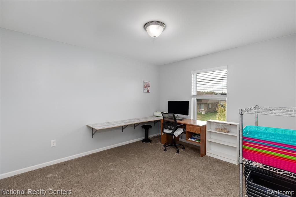 13456 Stamford Road Belleville, MI 48111 - Photo 20 of 35 Gallery Image 20