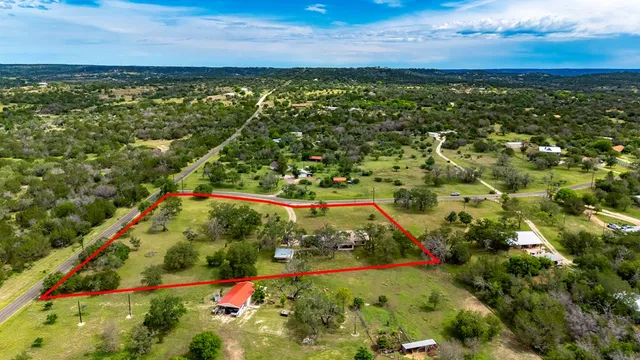 $395,000 | 111 Deer Park Lane, Center Point, TX 78010