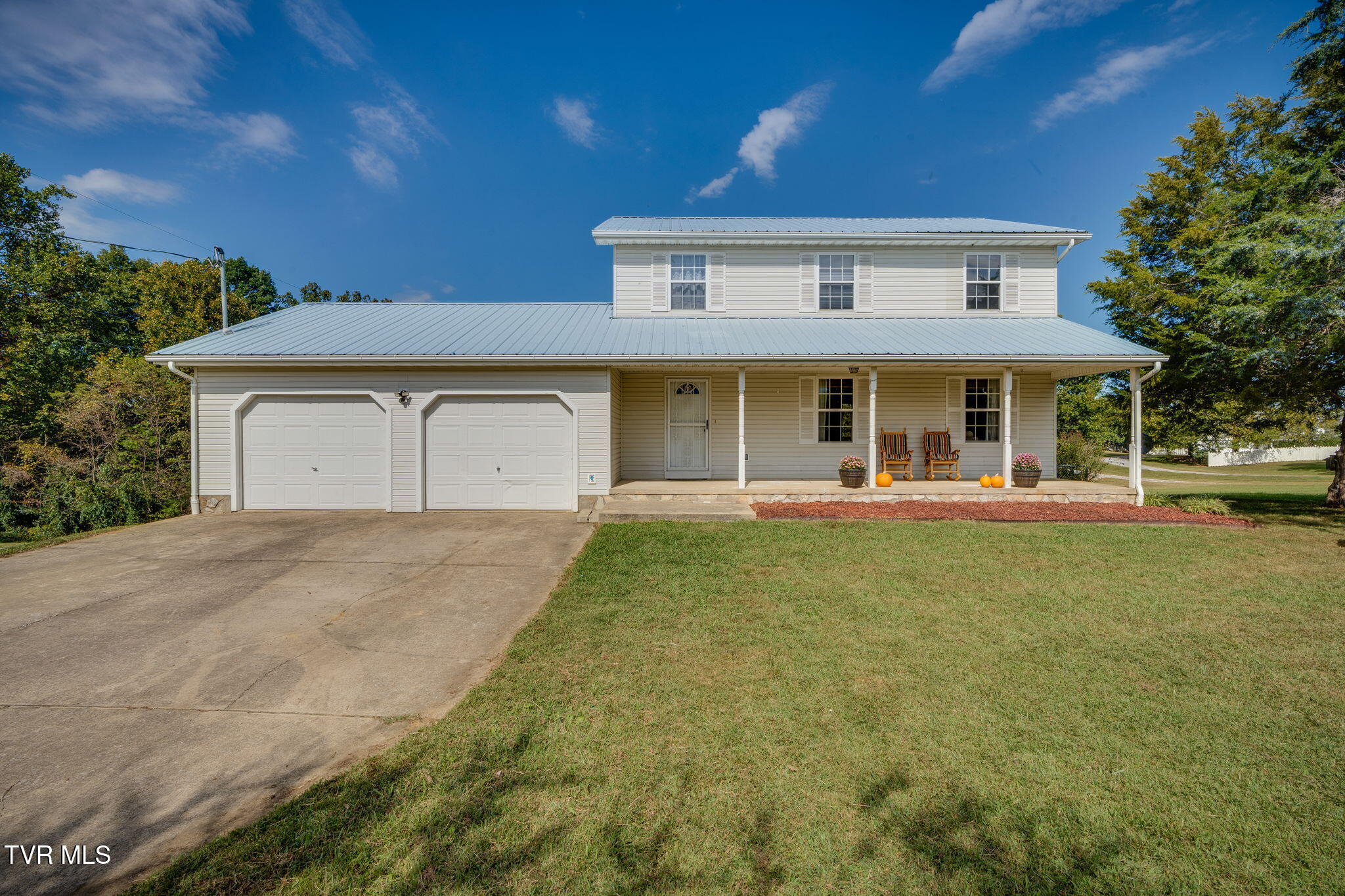 705 Keller Road Afton, TN 37616 - Photo 1 of 35 001