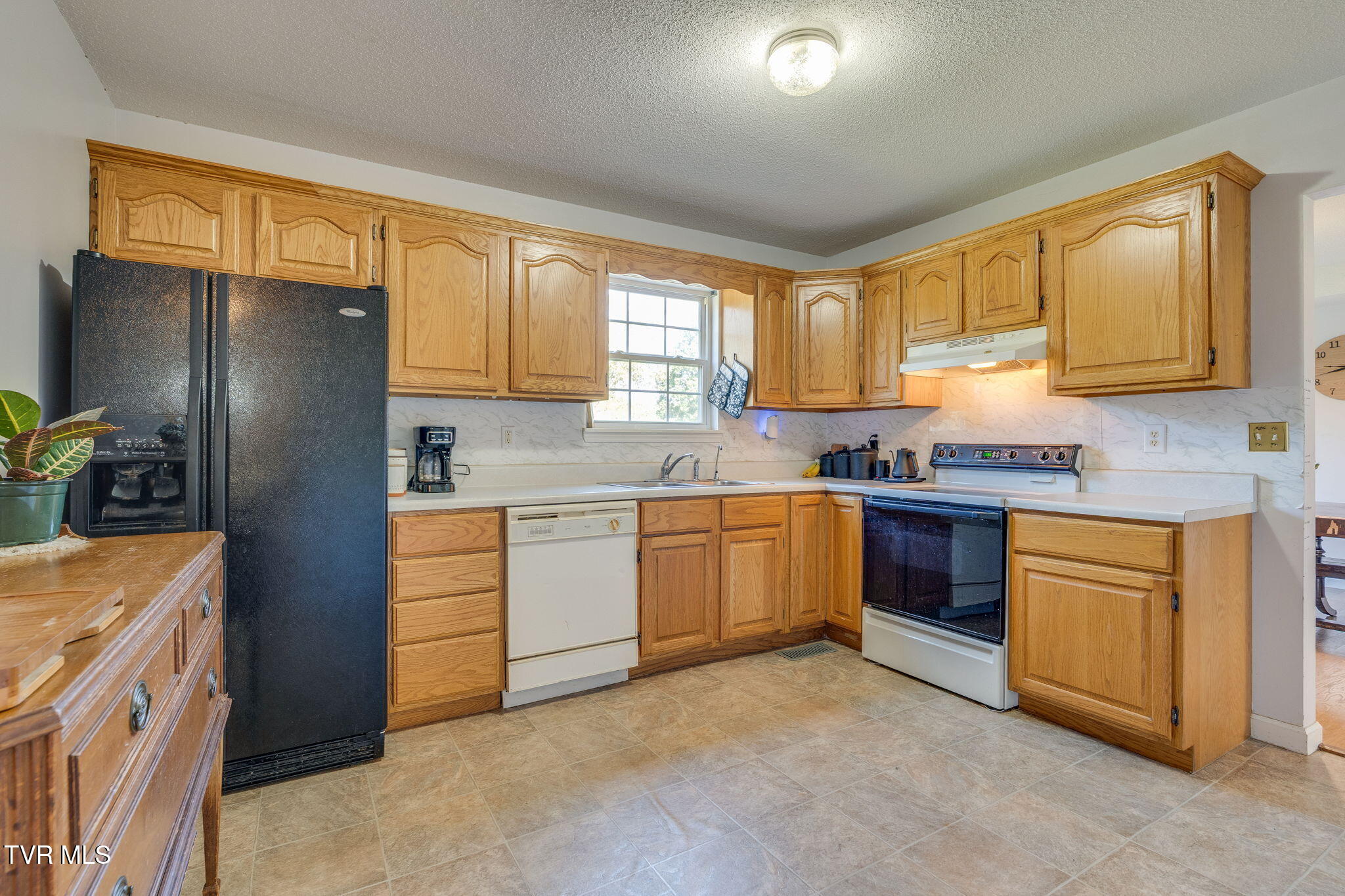 705 Keller Road Afton, TN 37616 - Photo 12 of 35 012