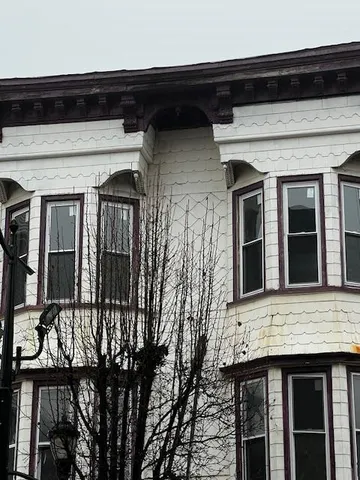 $1,369 | 906 Summit Avenue, Unit 2L, Union City, NJ 07087