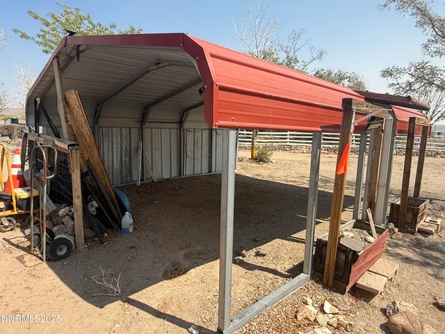 a view of a house with a tub