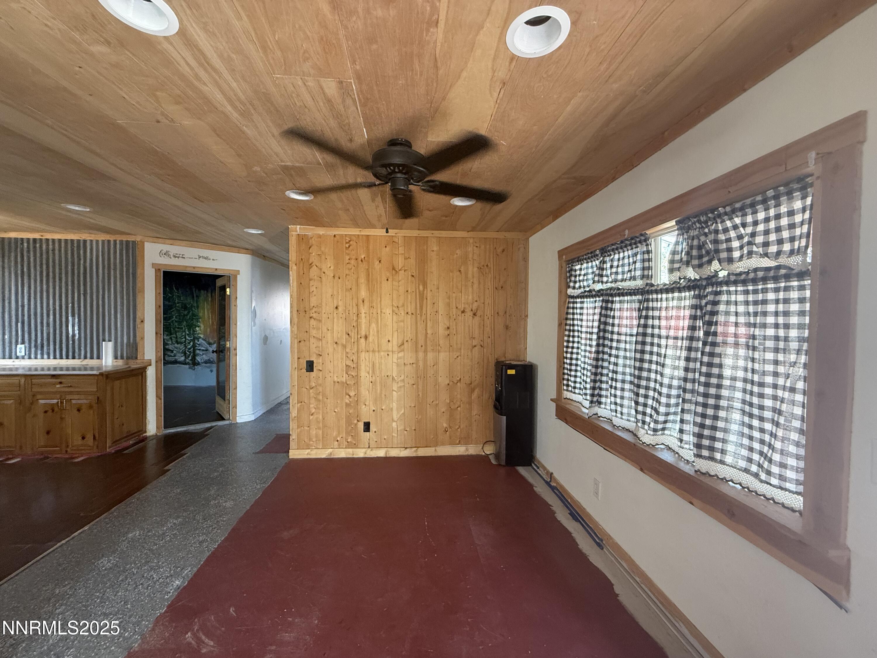 8070 Cheyenne Trail Stagecoach, NV 89429 - Photo 8 of 15 a view of livingroom with furniture and a fan